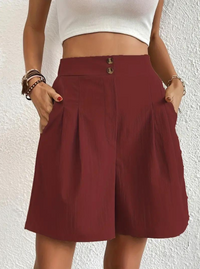 Amelia - Pleated High-Waist Shorts Burgundy