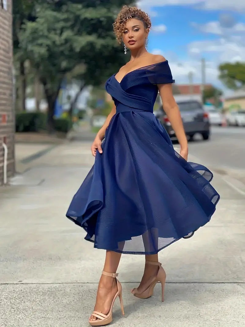 Aga - Off-Shoulder Bridesmaid Dress Blue